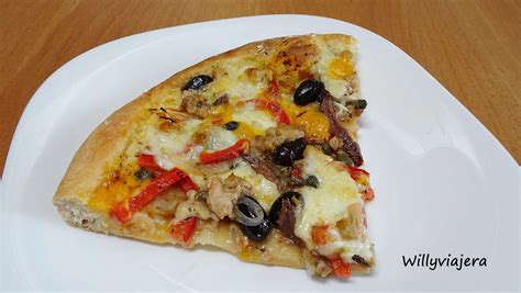 Pizza De Atún Y Anchoas Con Elaboración De Masa Receta Petitchef