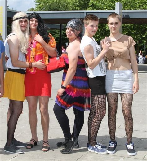 Gender Role Reversal The New Age Lifestyle Men Wearing Dresses Boys Dress Genderless Fashion