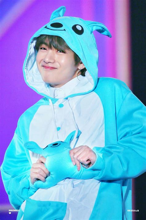 Bts V Cute Hd Phone Wallpapers Wallpaper Cave