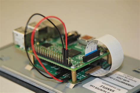 Der Mini Pc Raspberry Pi Hat Nun Ein Offizielles Display Bekommen