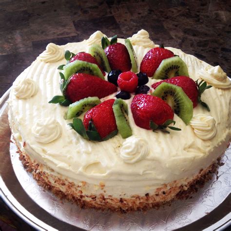 Gâteau génoise creme légère mixte de crème patissière et chantilly