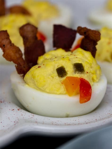 Thanksgiving Deviled Eggs Recipe