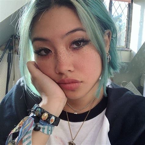 beabadoobee on instagram “👿” alt makeup makeup looks grunge hair