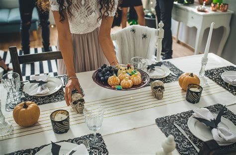 How To Throw A Sophisticated Halloween Dinner Party