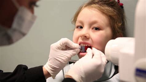What To Expect At Your Childs 1st Dental Visit Youtube