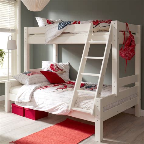 Sur meubles.fr trouvez le lit superposé idéal chez l'un de nos 150 partenaires. Pourquoi choisir un lit superposé pour vos enfants ...