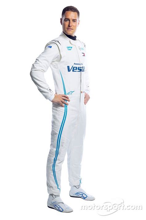 Vandoorne bereidde de intrede van het luxemerk vorig. Com Vandoorne e de Vries, Mercedes revela carro de estreia ...