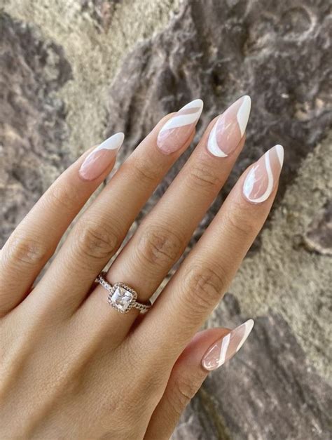 40 Cute White Nail Designs Perfect For All Seasons In 2021 Stylish