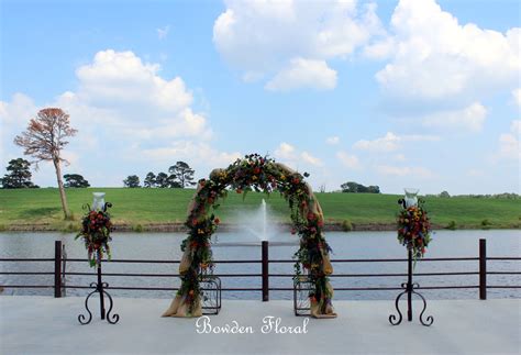 Plus your entire music library on all your devices. Bowden Floral: The English Wedding