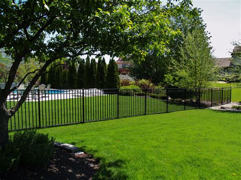Page provides high quality fencing products for residential, industrial, commercial and recreational purposes. Old Tool Companies: Hamilton Fence Company Ohio