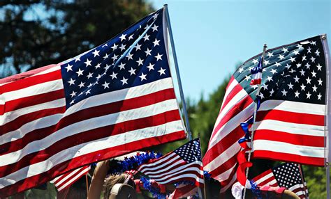 Cada 4 de julio duele más, consciente o inconscientemente la gente celebra el día de independencia de quién hace 118 años nos priva de la nuestra. 4 de Julio, ¿Cómo se celebra en Estados Unidos ...