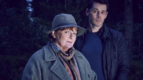 Vera Cast And Spoilers From Episode Recovery In 2022 Tellymix