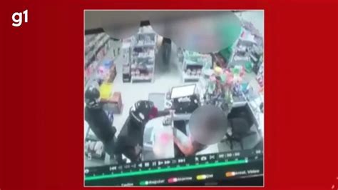 Vídeo Mostra Criminosos Armados Assaltando Supermercado Em Capitão Enéas Grande Minas G1