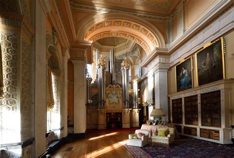 Su mayor virtud es que en términos conceptuales define muy bien cada estado de excepción, los derechos que pueden ser suspendidos y el procedimiento que debe agotarse para. Por qué Blenheim es un palacio único en Inglaterra