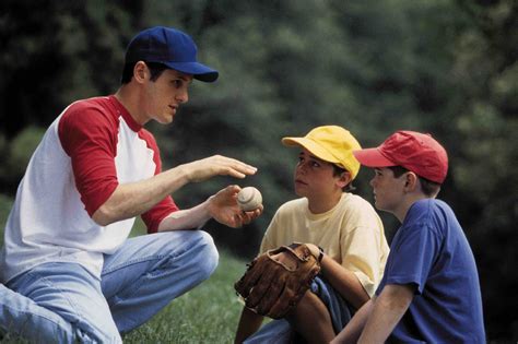 How Youth Baseball Coaches Can Earn Their Players Respect