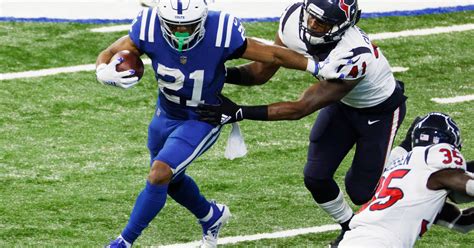 Why Colts Running Back Nyheim Hines Deserves A Contract Extension Stampede Blue