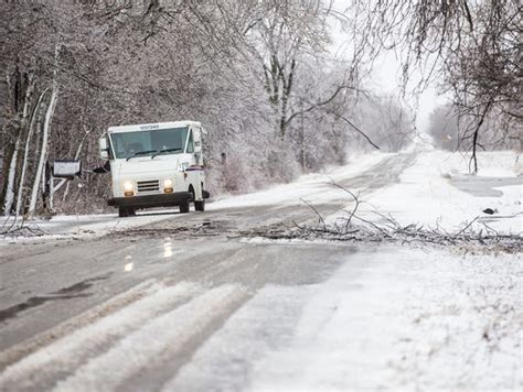 Wisconsin Weather Spring Blizzard Dumps Snow Upends Travel
