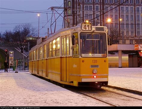 A google a világ számos országában már több mint 400 városban vezette már be térképén (maps) a tömegközlekedési útvonaltervezést, a sorhoz most budapest is csatlakozott. RailPictures.Net Photo: 1311 Budapest Transport Limited ...