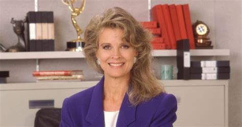 Candice Bergen Is Returning To Murphy Brown On CBS