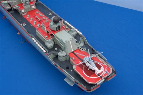 Shipmodell Varyag Missile Cruiser 1983