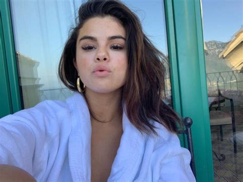 Selena Gomez Hits Back At Body Shamers Just Days After Her Bombshell Confession 7news