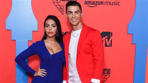 Cristiano Ronaldo And Georgina Rodriguez Reveal Sex Of Unborn Twins In Video Cnn