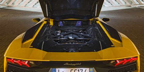 Lamborghini Aventador Lp740 4 S Roadster Photos And Specs Photo
