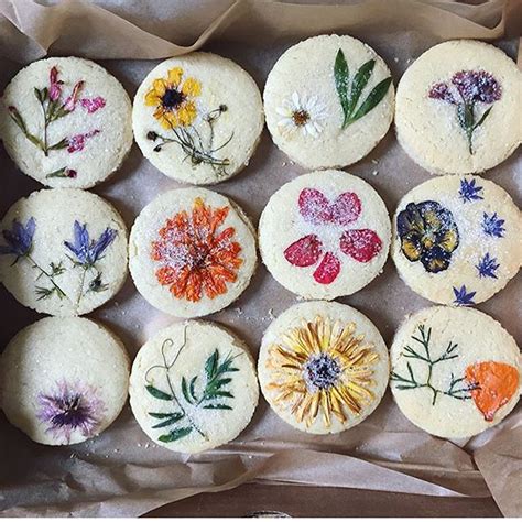 We did not find results for: @loriastern • • 💐🍪💐 | Cookie decorating, Flower food ...