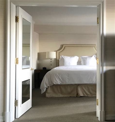 There are 4 two bedroom suites in vancouver. Hotel Review: Four Seasons Hotel (Executive Junior Suite ...