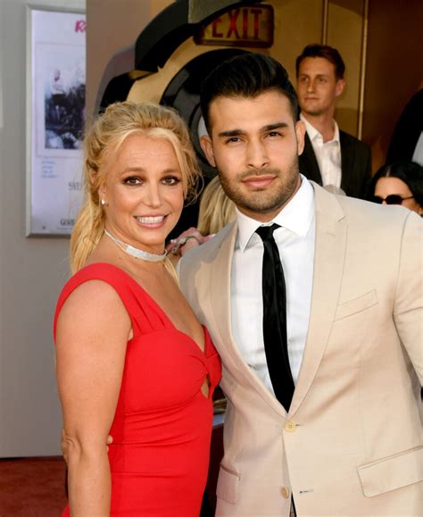 sam asghari já era britney spears não perde tempo e já tem novo namorado fama show