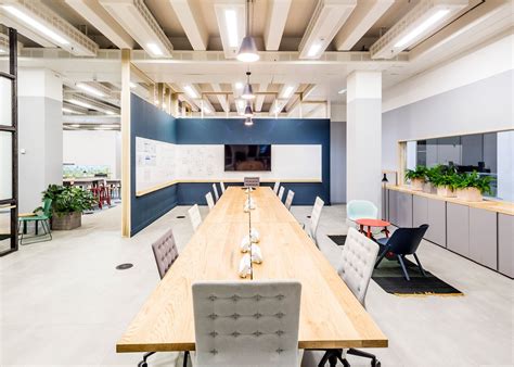 Apa Designs Raw Collaborative Office Space For Barclaycard