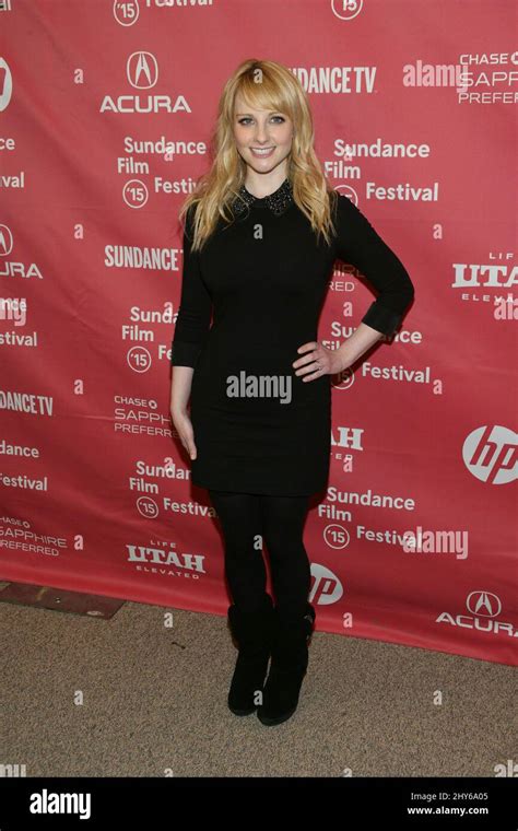 Melissa Rauch Attending The Premiere Of The Bronze At The 2015
