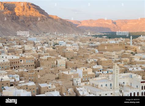 Tarim Yemen Hi Res Stock Photography And Images Alamy