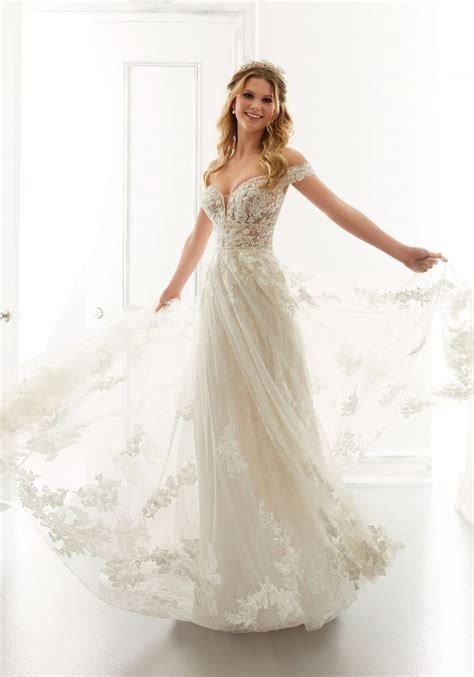 Https://tommynaija.com/wedding/addison Wedding Dress Shop