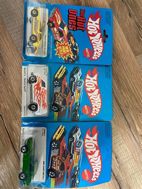 Set Of 11 Collectible Vintage Hot Wheels Etsy