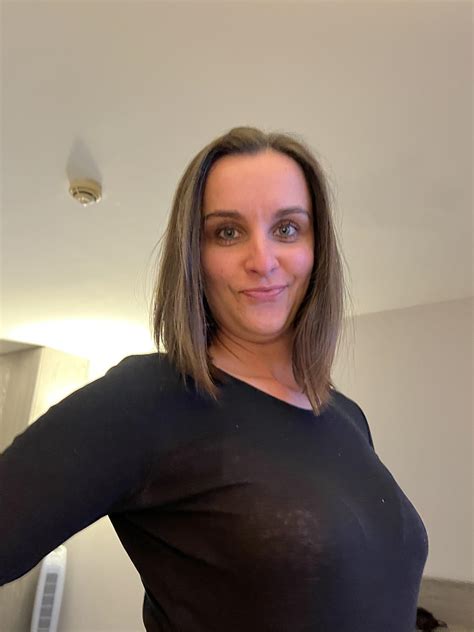 My 30 Year Old Wife Is Looking For A Cum Tribute Ronlyof