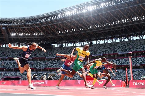 Tokyo Olympics Usas Grant Holloway Stunned As Jamaicas Hansle