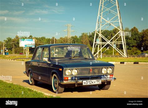 Old Soviet Car Lada Vaz 2103 2106 Stock Photo 69023644 Alamy