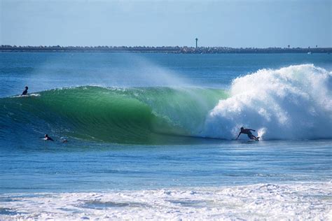 P 130 000.00 toyota vanguard. Durban gets ready for the ultimate surfing shootout