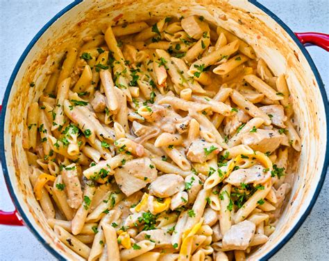 One Pot Cajun Chicken Pasta Kay S Clean Eats