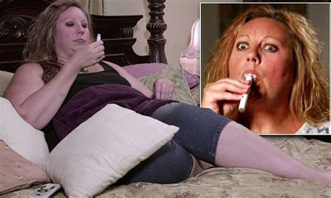 TLC My Strange Addiction Woman Addicted To Drinking PAINT Daily Mail
