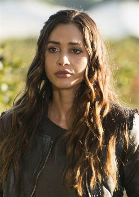 Raven Reyes The 100 Lexa The 100 The 100 Show