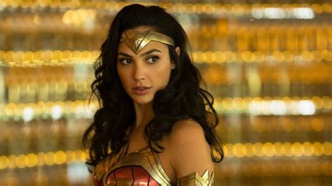 Pilot, captain steve trevor, etched on her. Wonder Woman 1984 se retrasa al 2020 ~ Nación de Superhéroes