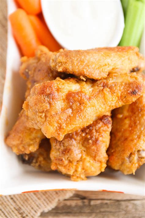 Sprinkle over chicken wings and toss until wings are evenly coated. BEST EVER Crispy Baked Chicken Wings with Buffalo Sauce ...