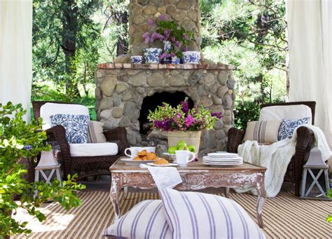 How To Create Backyard Getaway In A French Country Style