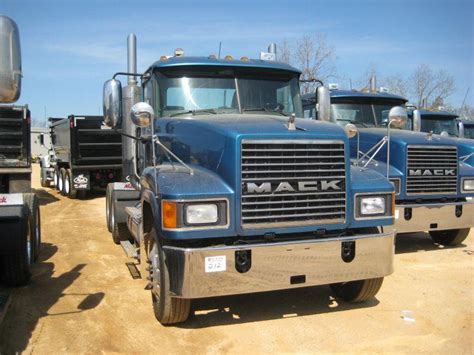 2006 Mack Chn 613 Ta Truck Tractor Jm Wood Auction Company Inc