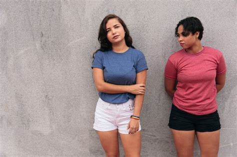 Premium Photo Portrait Of Latin Lesbian Couple In The Street Lgbt Concept