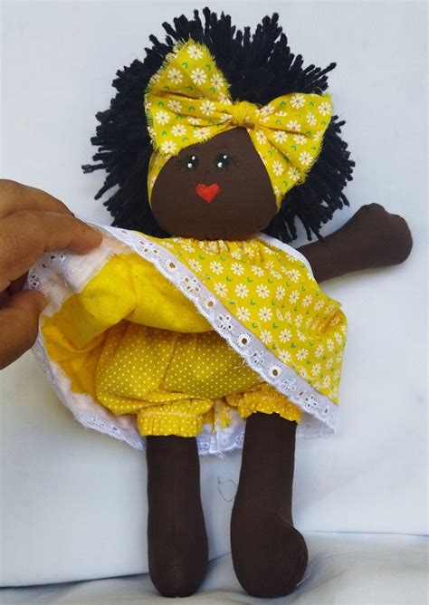boneca de pano artesanal preta boneca negra boneca afro no elo7 pathekita artesanato 18eddd0