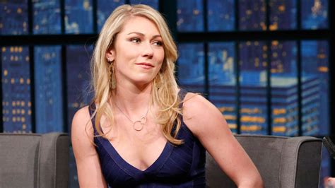 Последние твиты от mikaela shiffrin (@mikaelashiffrin). Watch Late Night with Seth Meyers Interview: Olympic Gold Medal Skier Mikaela Shiffrin Can Nap ...