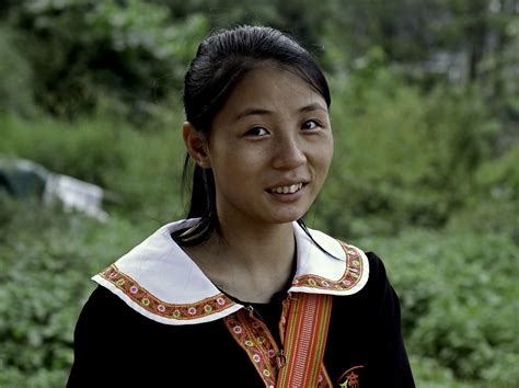Young Village Girl Yao Village Liannan Guangdong